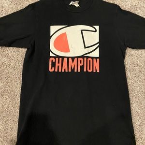 CHAMPION T-SHIRT